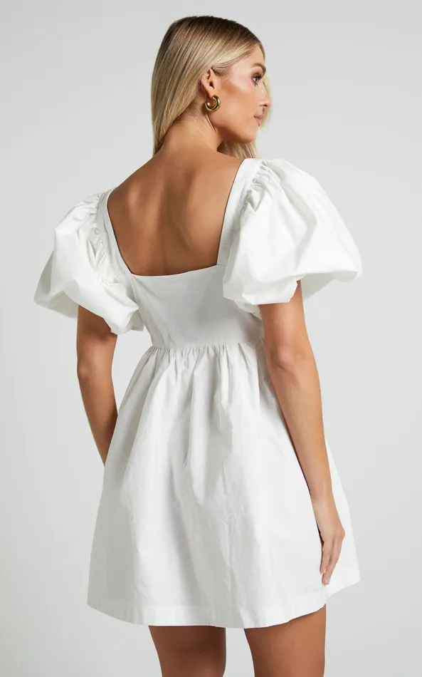 Showpo Vashti Mini Dress 8211 Puff Sleeve Sweetheart Dress In Off White Women Curve Clothes