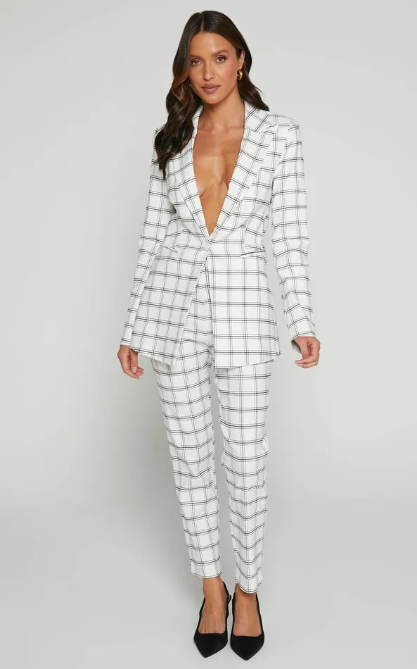 Showpo Vhonna Single Breasted Tailored Blazer In White Check Women Jackets and Coats