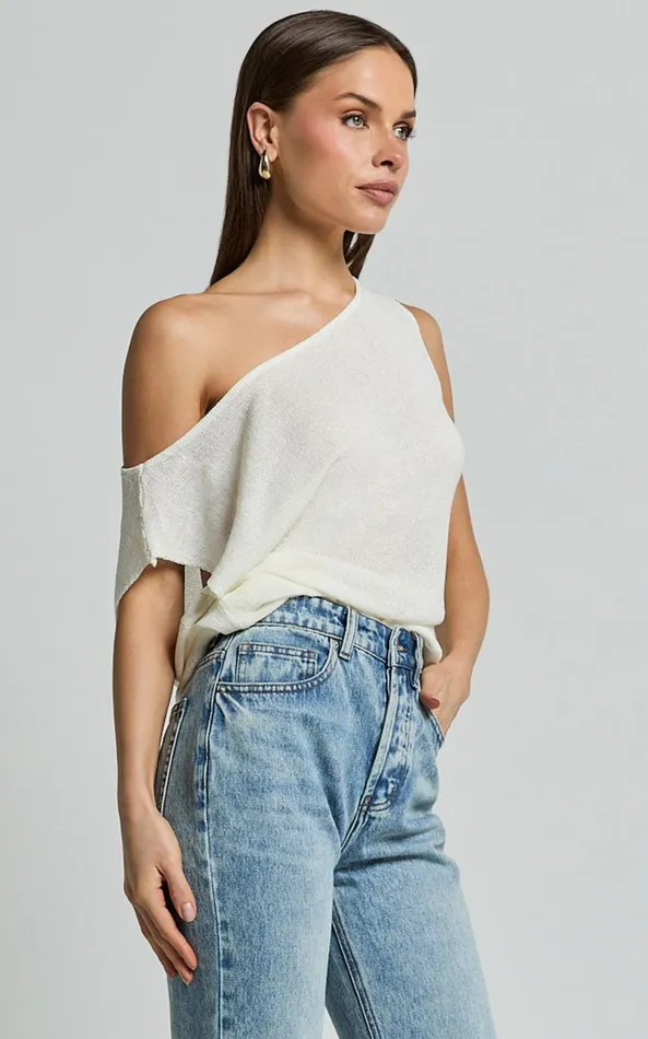 Showpo Violeta Top 8211 Off The Shoulder Relaxed Fit Knit Top In Cream Women Knitwear