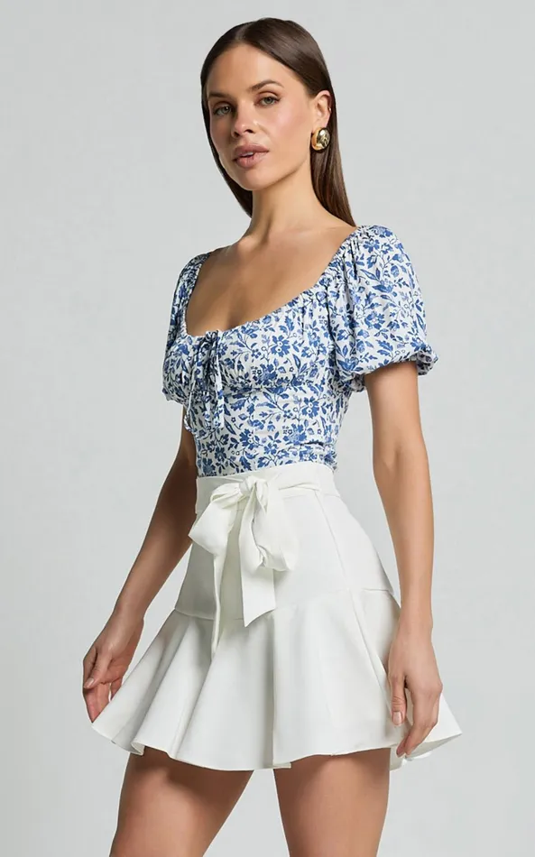 Showpo Virginia Skort 8211 Tie Side Skater Skort In Off White Women Shorts