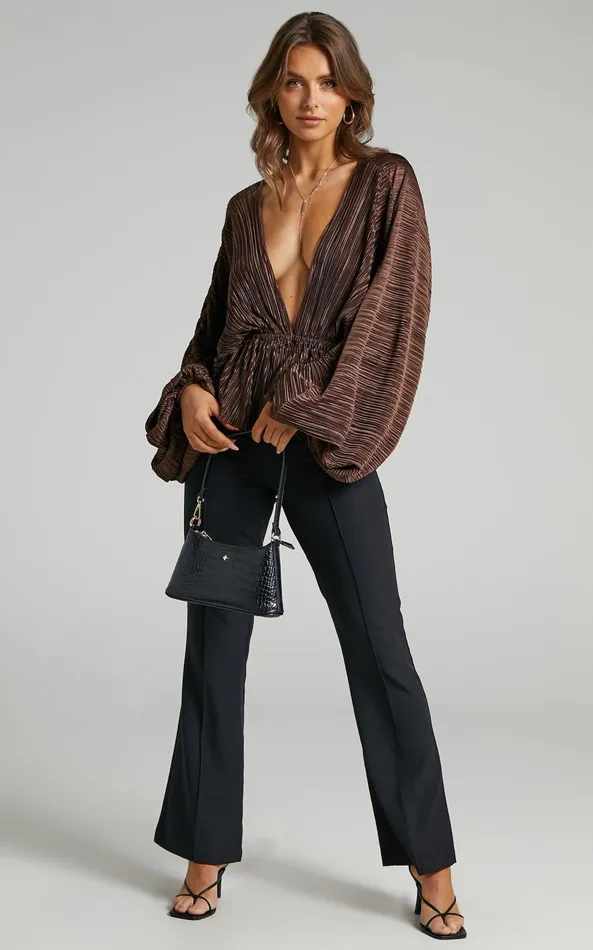 Showpo Wiluna Top 8211 Balloon Sleeve Plisse Top In Chocolate Women Curve Clothes