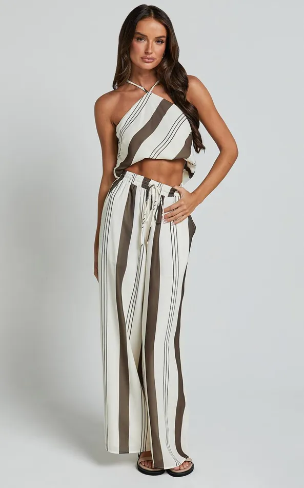 Showpo Zahara Pants 8211 High Waisted Relaxed Wide Leg Pants In Choc Stripe Women Pants Showpo Zahara Pants 8211 High Waisted Relaxed Wide Leg Pants In Choc Stripe Women Pants
