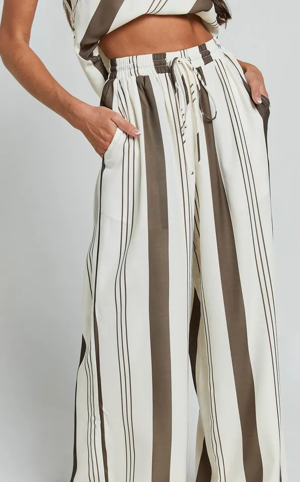 Showpo Zahara Pants 8211 High Waisted Relaxed Wide Leg Pants In Choc Stripe Women Pants