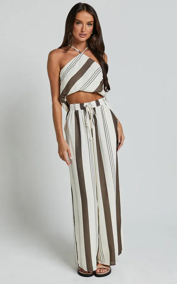 Showpo Zahara Pants 8211 High Waisted Relaxed Wide Leg Pants In Choc Stripe Women Pants