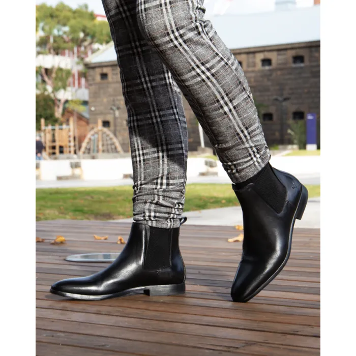 Windsor Smith Boots Men MATTEO BLACK LEATHER BOOTS Windsor Smith Boots Men MATTEO BLACK LEATHER BOOTS