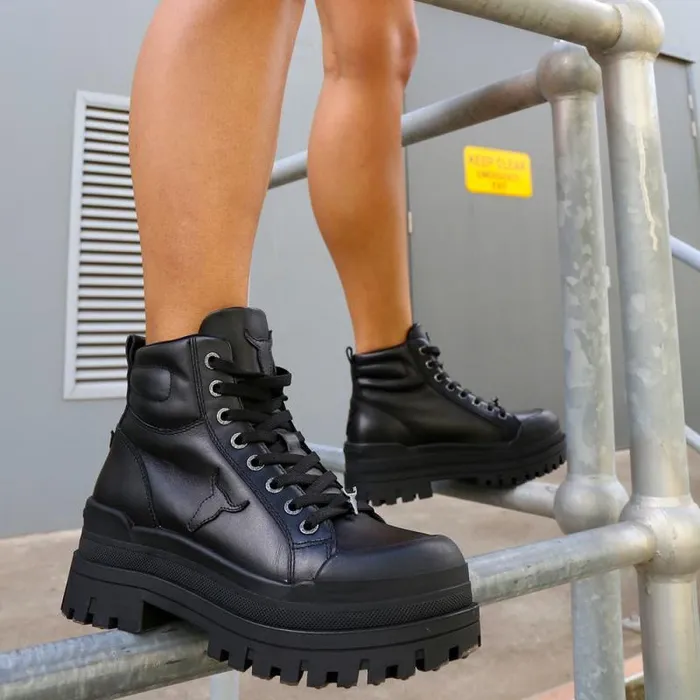 Windsor Smith Platforms Women DISASTER BLACK PLATFORM BOOTS