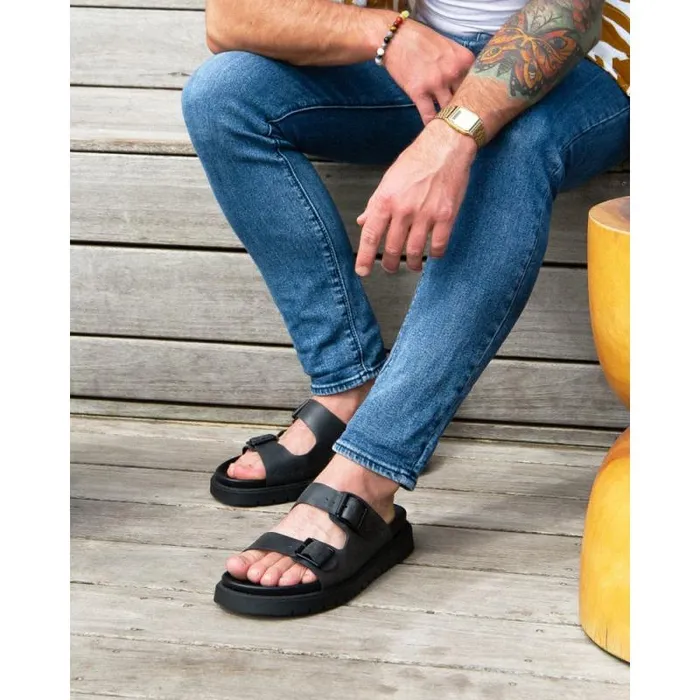 Windsor Smith Sandals Men REIGN BLACK LEATHER SANDALS Windsor Smith Sandals Men REIGN BLACK LEATHER SANDALS