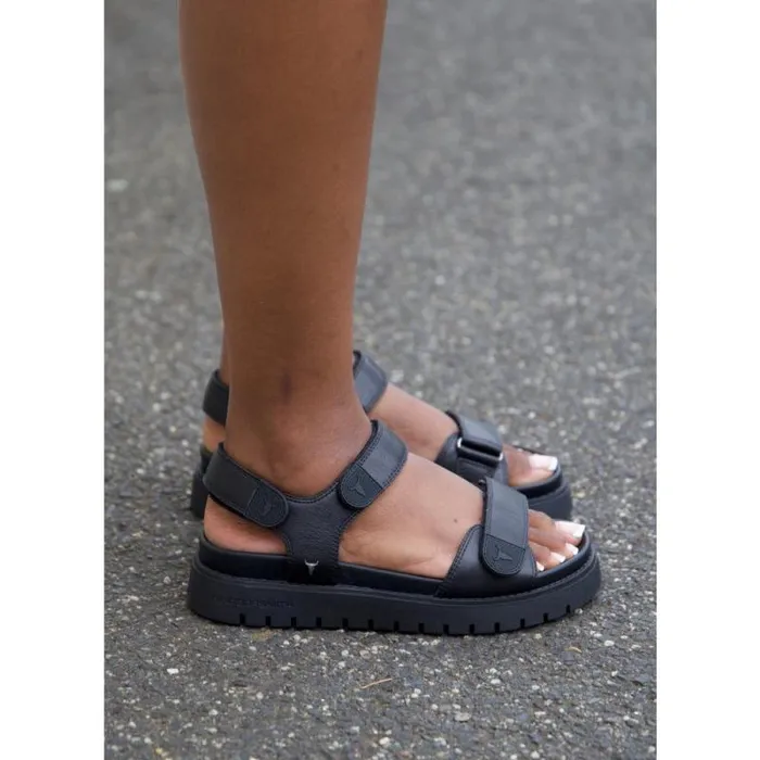 Windsor Smith Sandals Women MIDSUMMER BLACK LEATHER SANDALS Windsor Smith Sandals Women MIDSUMMER BLACK LEATHER SANDALS
