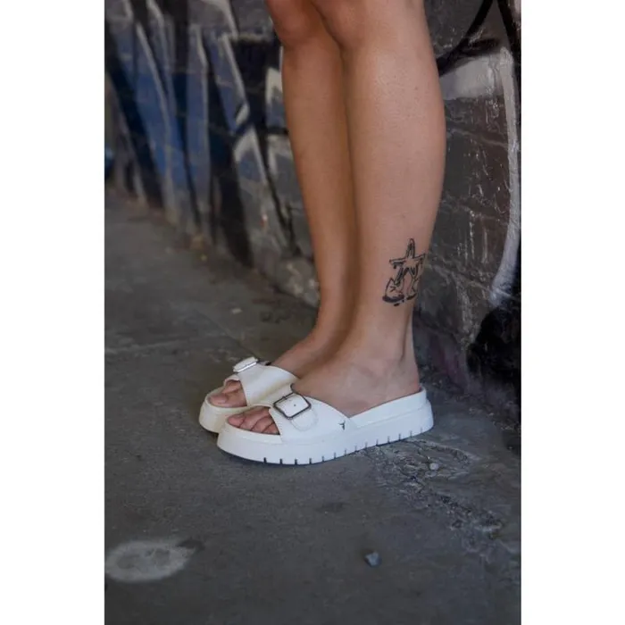 Windsor Smith Sandals Women MOMENT SNOW LEATHER SANDALS Windsor Smith Sandals Women MOMENT SNOW LEATHER SANDALS