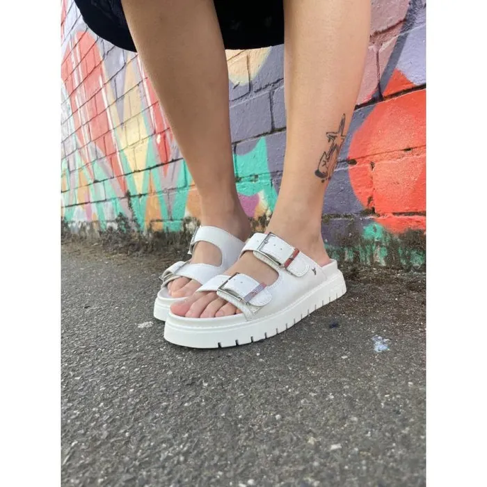 Windsor Smith Sandals Women MOOD SNOW LEATHER SANDALS Windsor Smith Sandals Women MOOD SNOW LEATHER SANDALS
