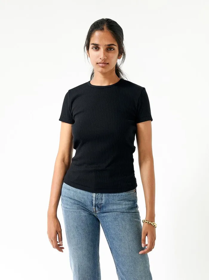 Women 60s Short Sleeve Tee Black The UNDONE Tops