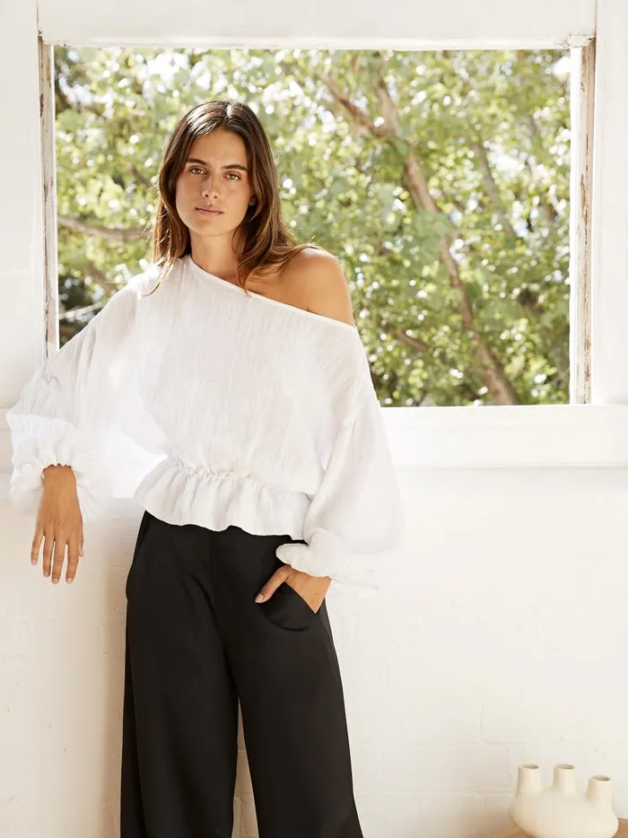Women Anna Frill Blouse White The UNDONE Tops