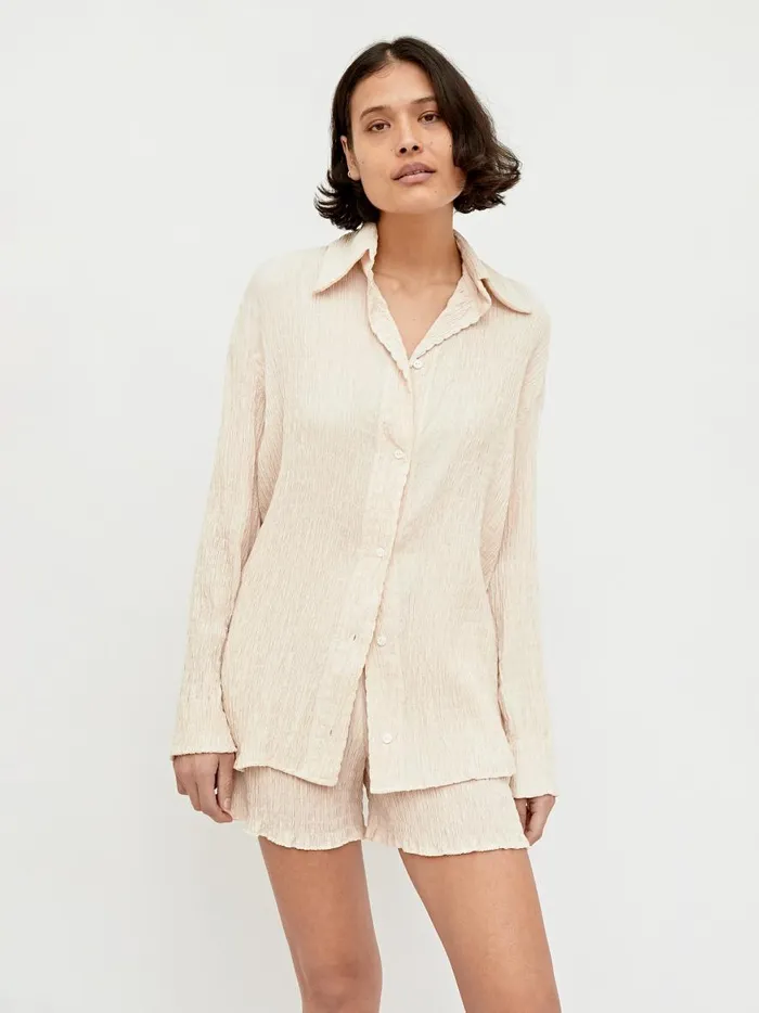 Women Bella Short Cream The UNDONE Shorts