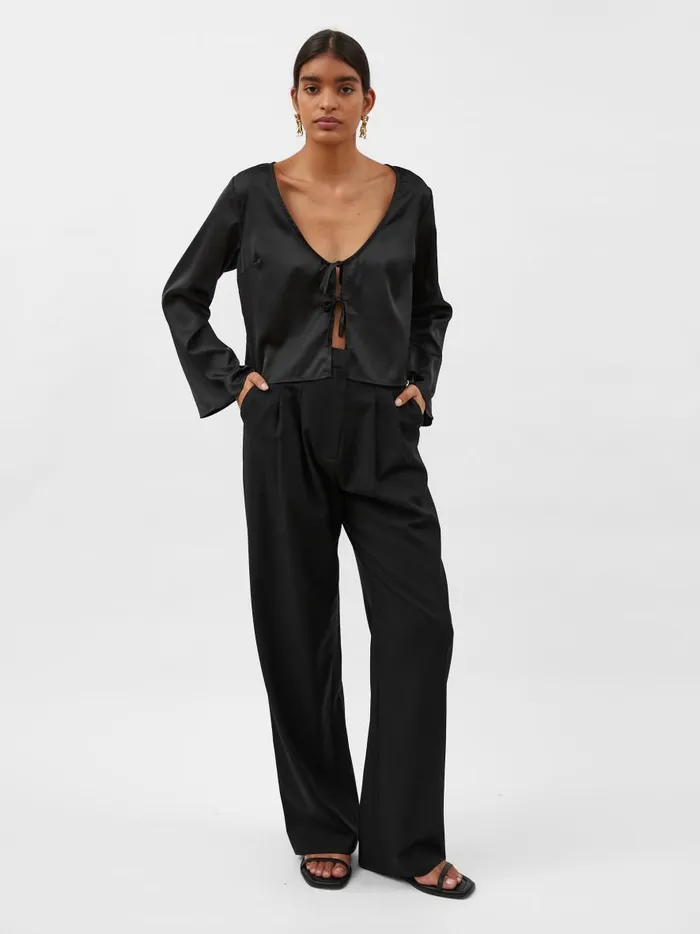 Women Celeste Blouse Noir The UNDONE Tops