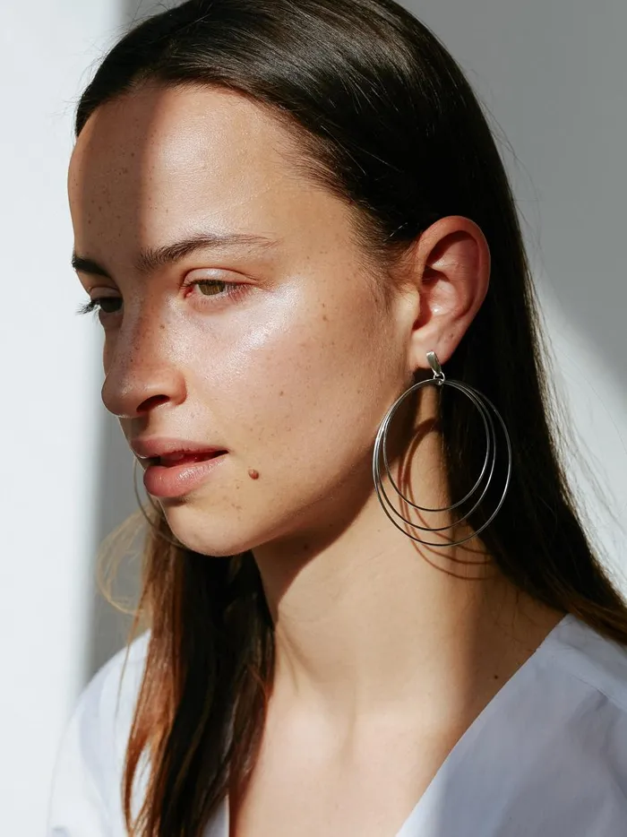 Women Christy Hoops The UNDONE Earrings Women Christy Hoops The UNDONE Earrings