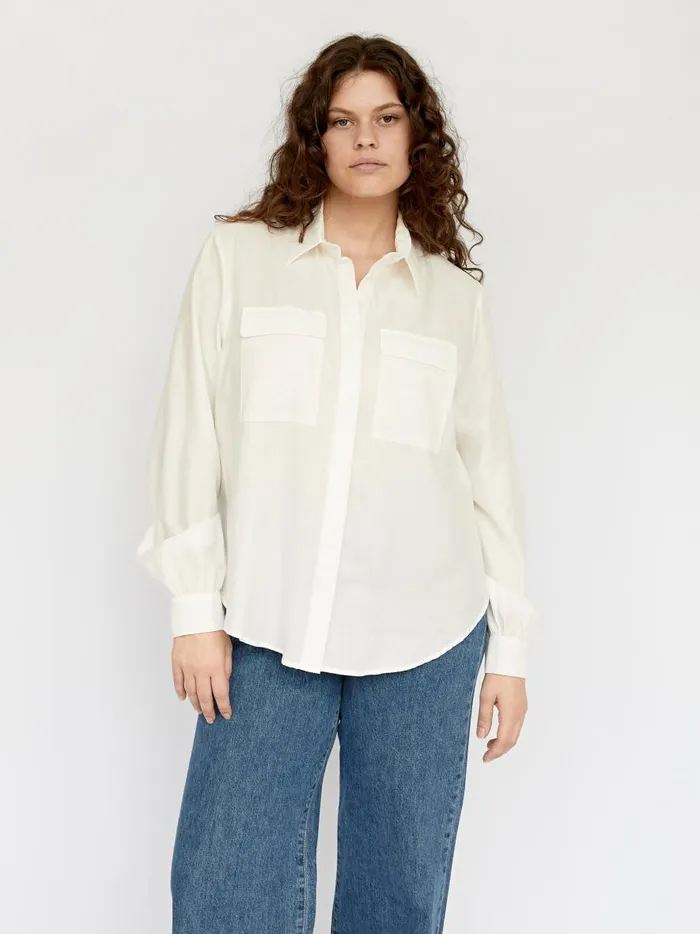 Women Classic Double Pocket Shirt White The UNDONE Tops