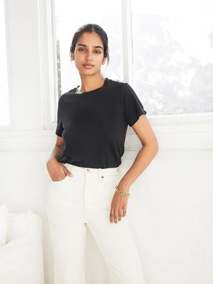 Women Classic Tee Washed Black The UNDONE Tops