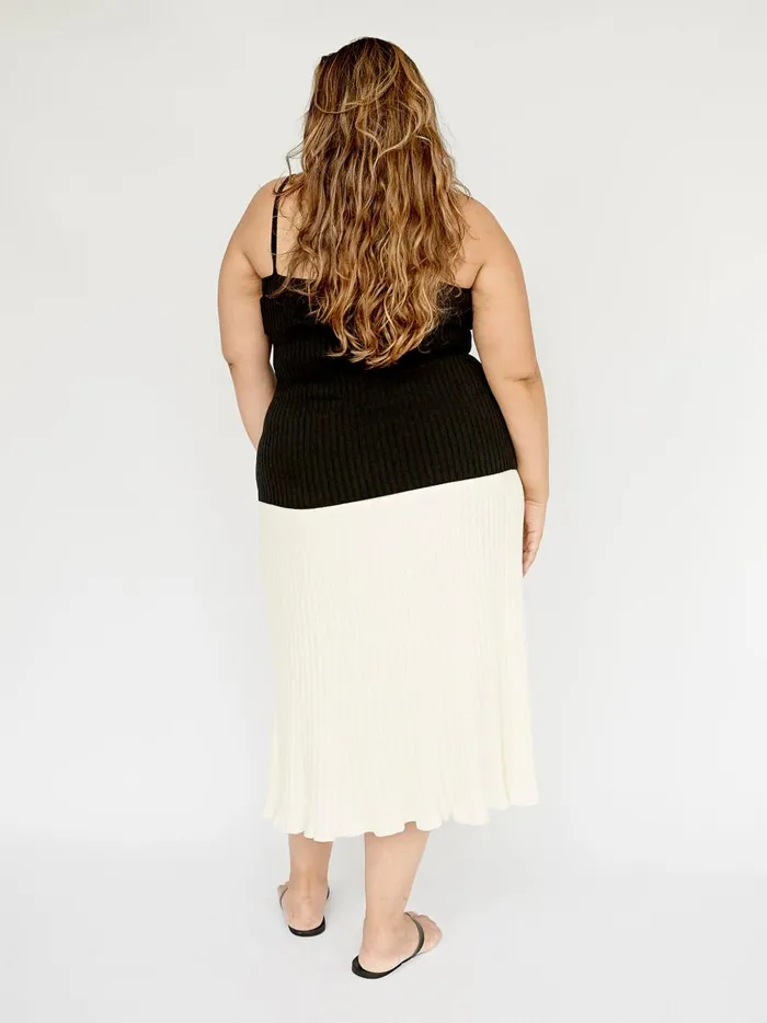 Women Claudia Top Raven The UNDONE Tops