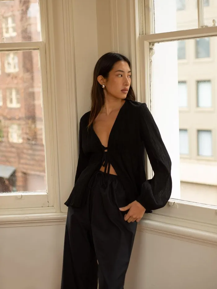 Women Della Top Black The UNDONE Tops Women Della Top Black The UNDONE Tops
