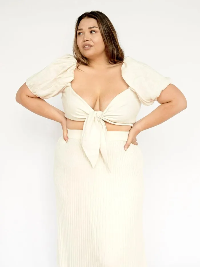 Women Eva Top Egg Shell The UNDONE Tops