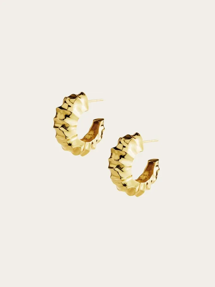 Women Hammered Hoop Earrings Gold The UNDONE Earrings