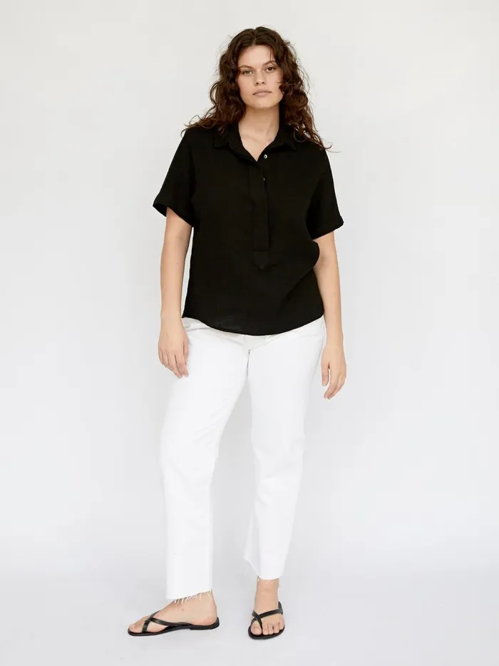 Women Hero Fidera Short Sleeve Shirt Black The UNDONE Tops