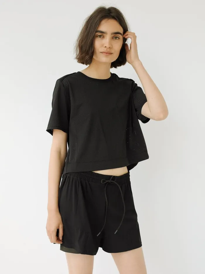 Women Lara Cropped Tee Black The UNDONE Tops Women Lara Cropped Tee Black The UNDONE Tops
