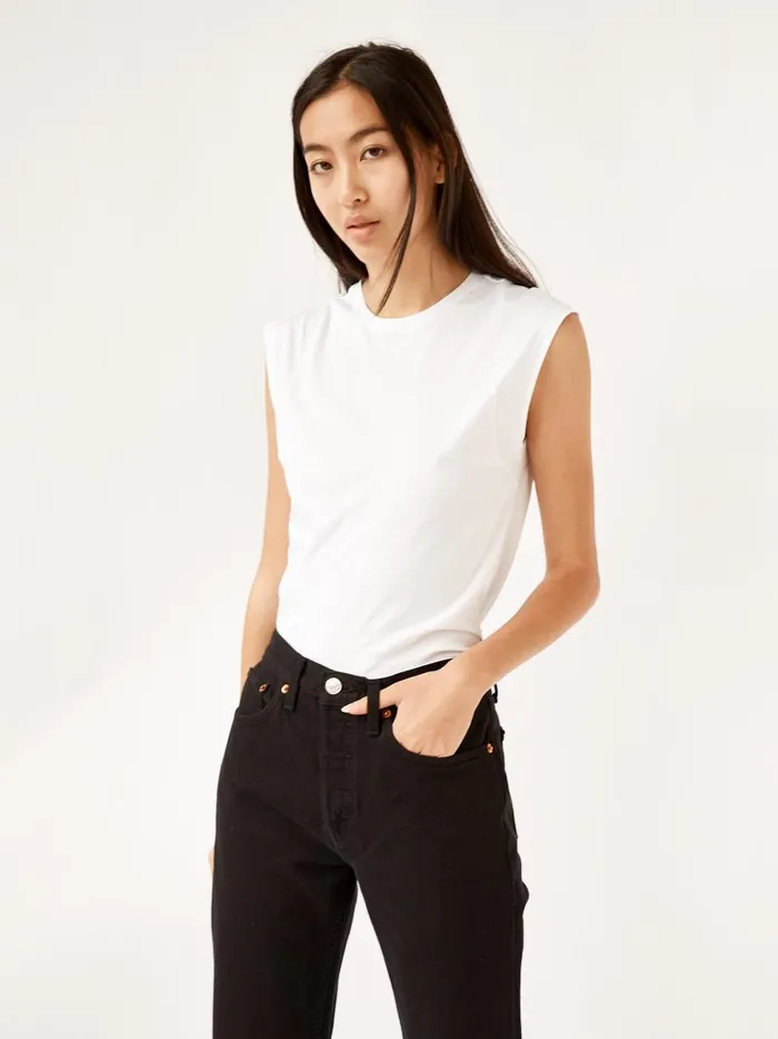 Women Le Mid Rise Muscle Tee Blanc The UNDONE Tops