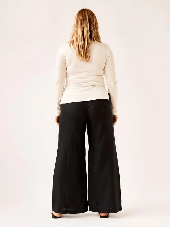 Women Misty Wrap Top White The UNDONE Tops