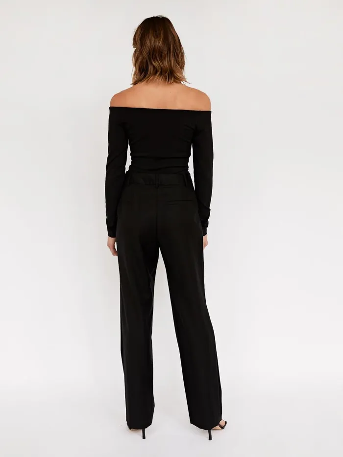 Women Off Shoulder Knit Top Black The UNDONE Tops
