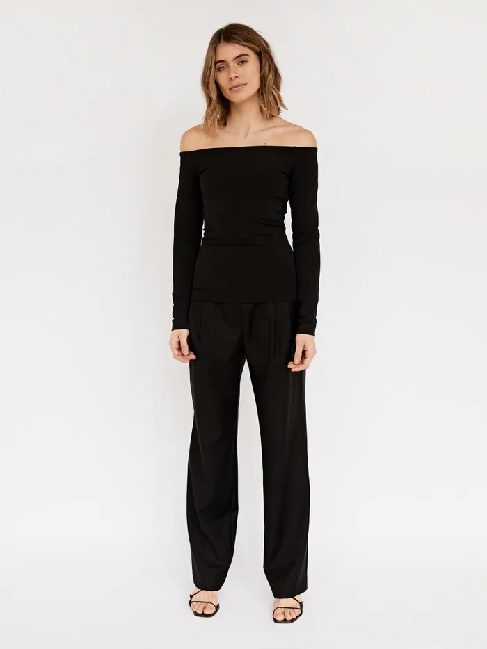 Women Off Shoulder Knit Top Black The UNDONE Tops