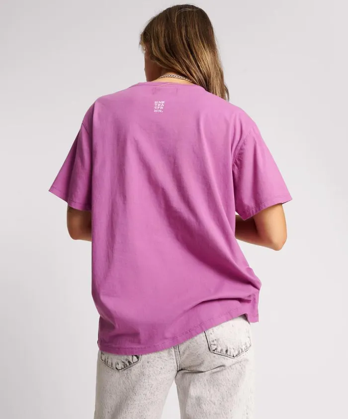 Women One Teaspoon Basic Tees ITS A WILD WORLD BASKETBALL TEE Women One Teaspoon Basic Tees ITS A WILD WORLD BASKETBALL TEE