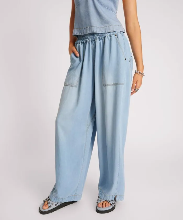 Women One Teaspoon Bottoms SOFT BLUE TENCEL PARACHUTE PANTS Women One Teaspoon Bottoms SOFT BLUE TENCEL PARACHUTE PANTS
