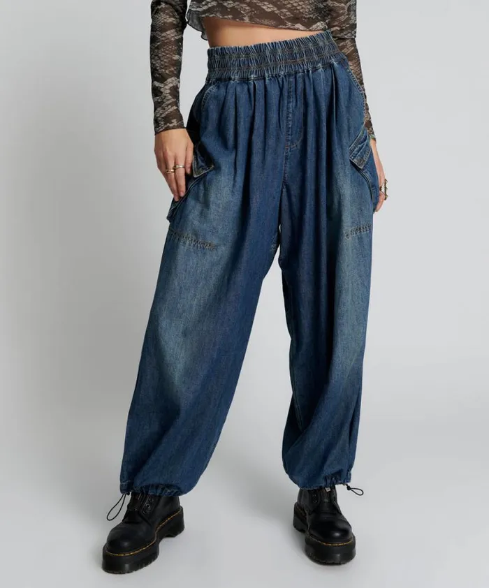 Women One Teaspoon Bottoms USED BLUE DENIM PARACHUTE PANTS Women One Teaspoon Bottoms USED BLUE DENIM PARACHUTE PANTS