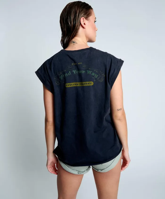 Women One Teaspoon Graphic Tees MOBLACK FIND YOUR WAY UNISEX TANK Women One Teaspoon Graphic Tees MOBLACK FIND YOUR WAY UNISEX TANK