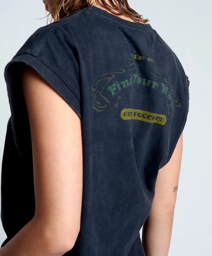 Women One Teaspoon Graphic Tees MOBLACK FIND YOUR WAY UNISEX TANK Women One Teaspoon Graphic Tees MOBLACK FIND YOUR WAY UNISEX TANK