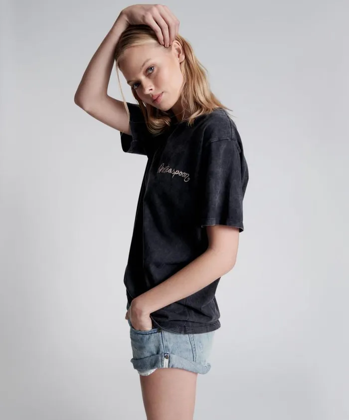 Women One Teaspoon Graphic Tees ONE TEASPOON EMBROIDERED UNISEX LOGO TEE Women One Teaspoon Graphic Tees ONE TEASPOON EMBROIDERED UNISEX LOGO TEE