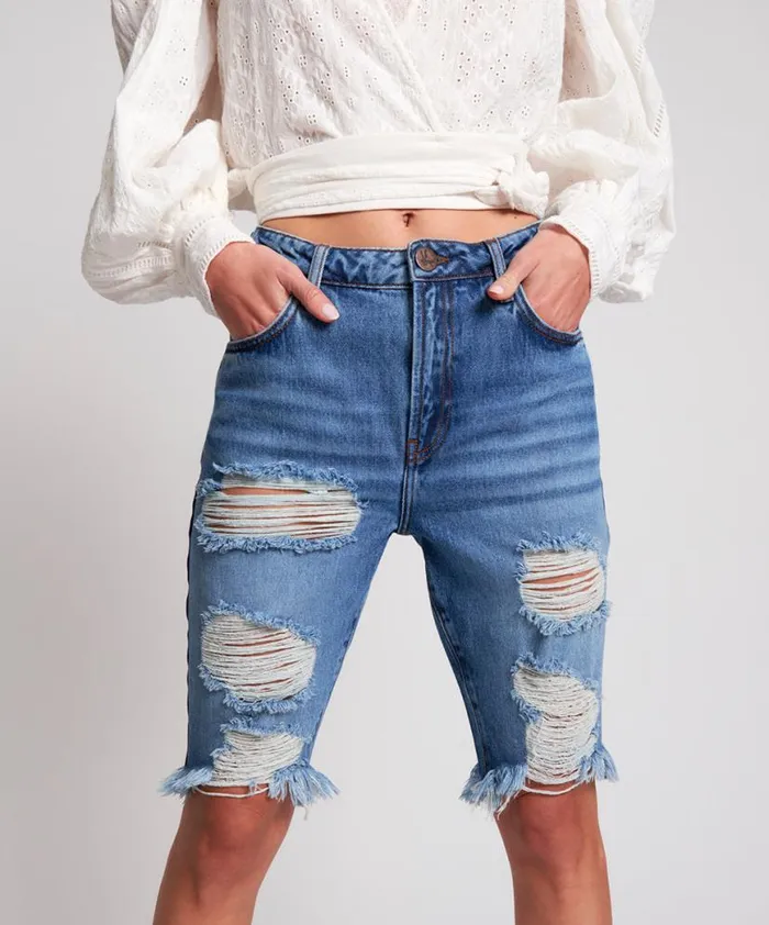 Women One Teaspoon Organic Tees DELAWARE CUT OFF ORGANIC SUSTAINABLE TRUCKERS SHORTS Women One Teaspoon Organic Tees DELAWARE CUT OFF ORGANIC SUSTAINABLE TRUCKERS SHORTS