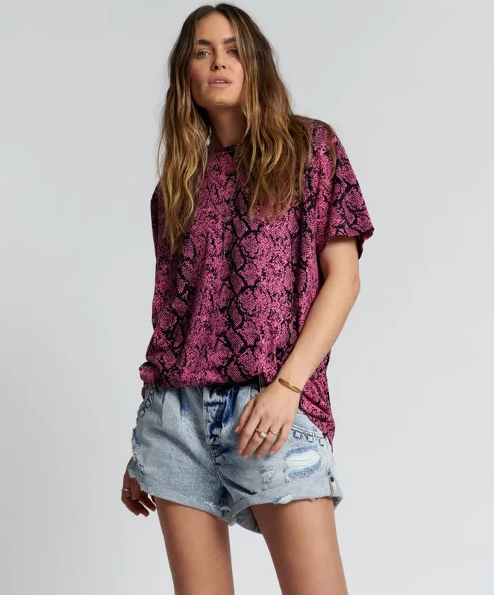 Women One Teaspoon Organic Tees SNAKE HAND PRINTED ORGANIC CREW TEE