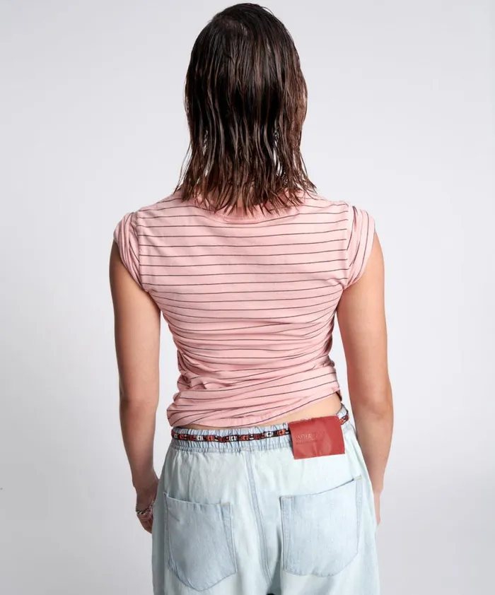 Women One Teaspoon Tees and Tanks BOWER BIRD EMBROIDERED LOGO FITTED TEE PINK Women One Teaspoon Tees and Tanks BOWER BIRD EMBROIDERED LOGO FITTED TEE PINK