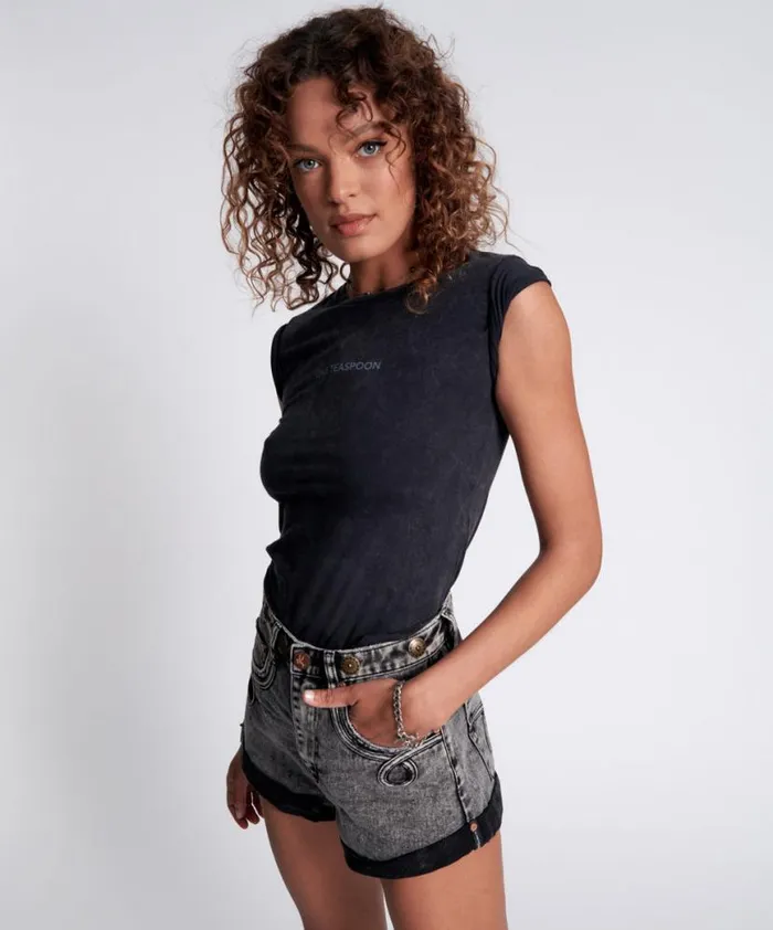 Women One Teaspoon Tees and Tanks ONE TEASPOON ORGANIC FITTED LOGO TEE BLACK Women One Teaspoon Tees and Tanks ONE TEASPOON ORGANIC FITTED LOGO TEE BLACK