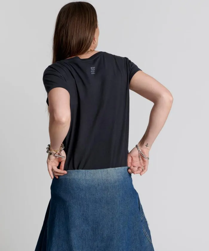 Women One Teaspoon Tees and Tanks ONE TEASPOON ORGANIC SCOOP NECK BASIC TEE BLACK Women One Teaspoon Tees and Tanks ONE TEASPOON ORGANIC SCOOP NECK BASIC TEE BLACK