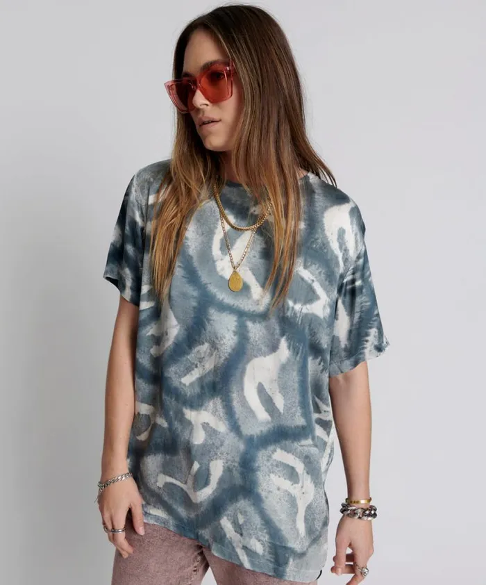 Women One Teaspoon Tees and Tanks REFLECTION HAND PRINTED SATIN TEE Women One Teaspoon Tees and Tanks REFLECTION HAND PRINTED SATIN TEE