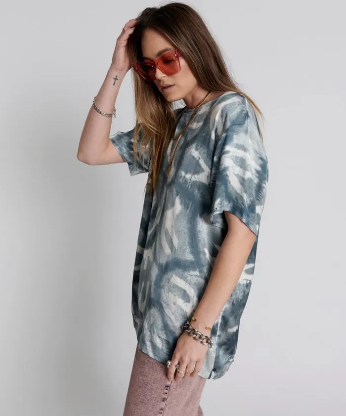 Women One Teaspoon Tees and Tanks REFLECTION HAND PRINTED SATIN TEE Women One Teaspoon Tees and Tanks REFLECTION HAND PRINTED SATIN TEE