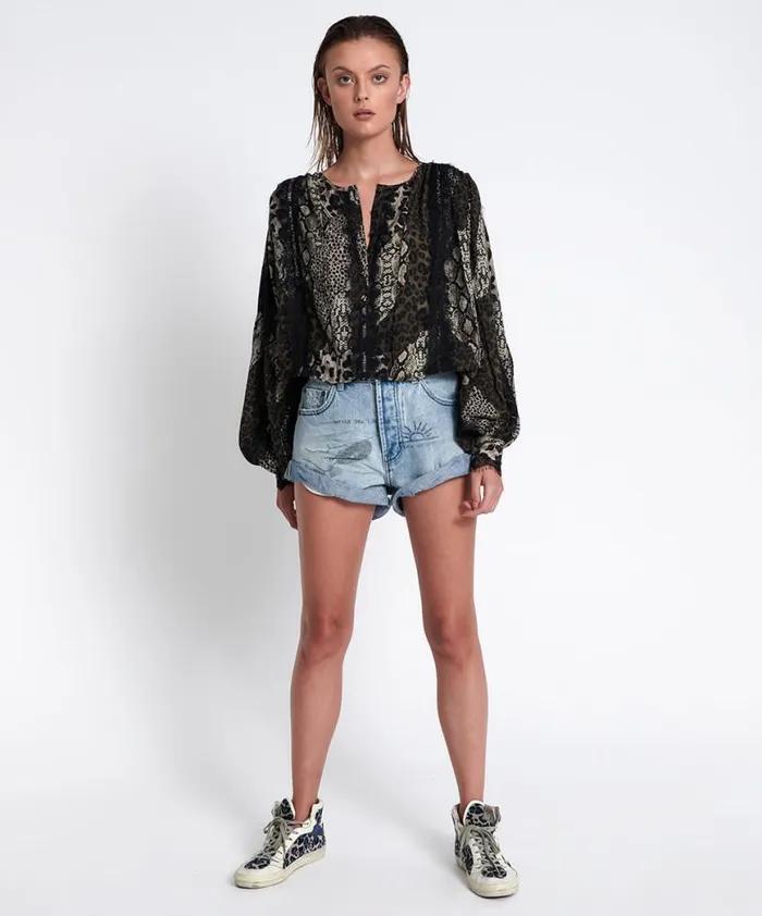 Women One Teaspoon Tops CROPPED ETERNAL SPIRIT SHIRT Women One Teaspoon Tops CROPPED ETERNAL SPIRIT SHIRT