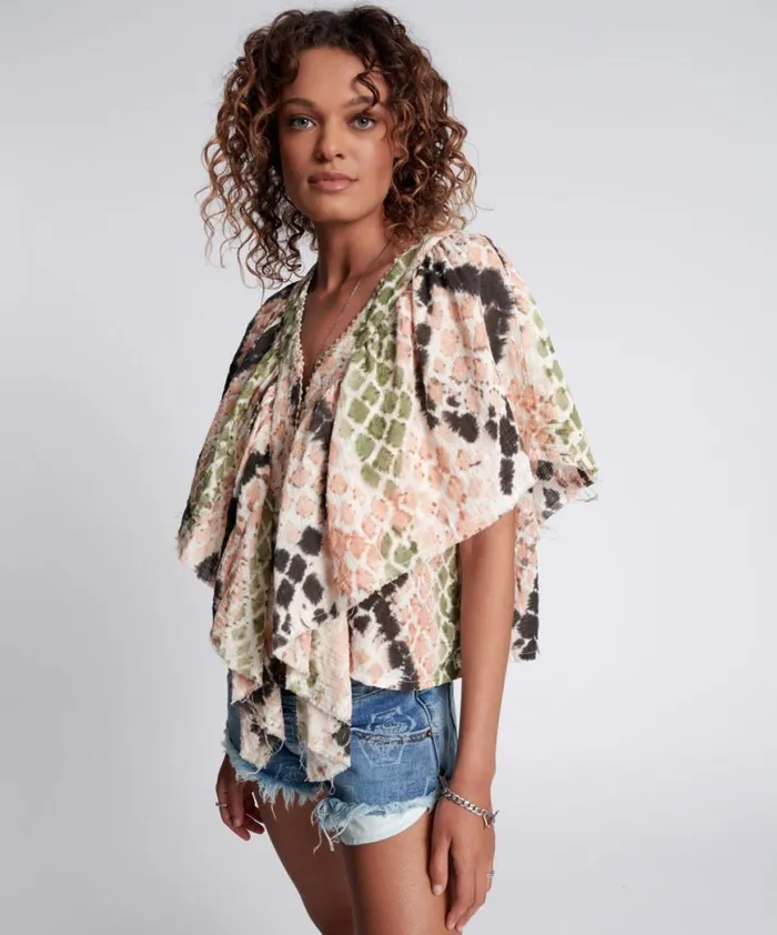 Women One Teaspoon Tops HAND PAINTED BOA TOP Women One Teaspoon Tops HAND PAINTED BOA TOP