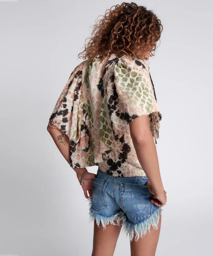 Women One Teaspoon Tops HAND PAINTED BOA TOP Women One Teaspoon Tops HAND PAINTED BOA TOP