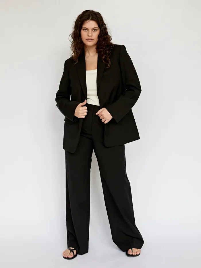 Women Relaxed Tailored Trouser Black The UNDONE Pants