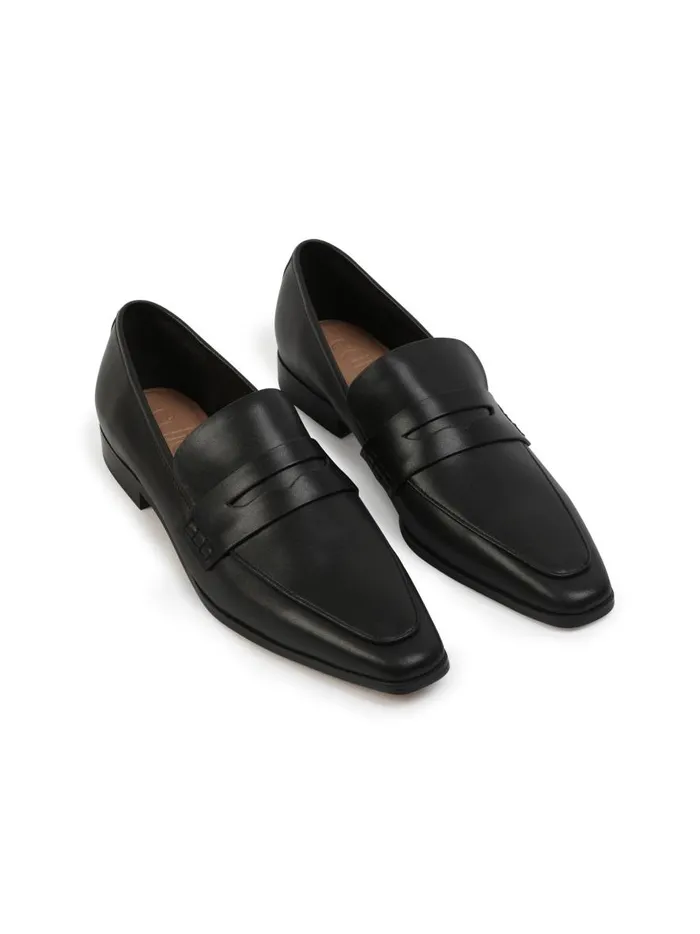 Women The Jane Loafer Black The UNDONE Flats Women The Jane Loafer Black The UNDONE Flats