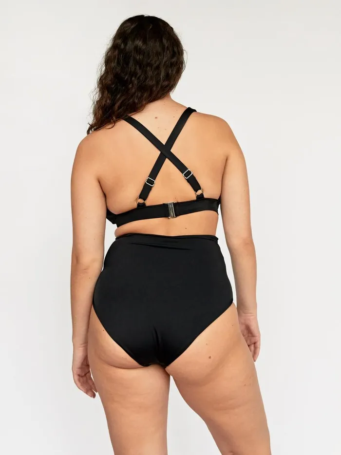 Women The Tri Top Black The UNDONE Swimwear